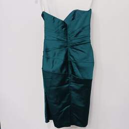 Women's Green Sleeveless David's Bridal Dress Size 4 alternative image