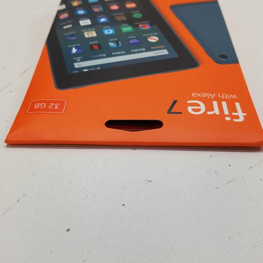 Amazon Fire 7 (7-in, 32GB Twilight Blue) - Sealed image number 4