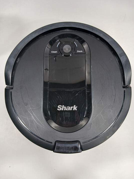 Shark IQ UR1100SRUS- Robotic Vacuum image number 4