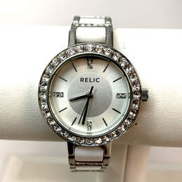Designer Relic Silver-Tone Round Shape Stainless Steel Analog Wristwatch alternative image
