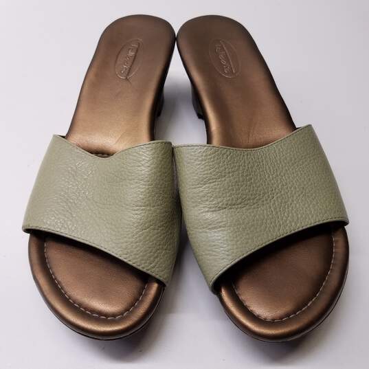Talbots Women Sandals Green Size 8.5B image number 3
