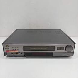 JVC HR-S5100U Super VHS/VCR Player