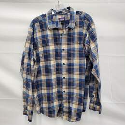 Patagonia Men's Long Sleeved Organic Cotton Shirt size Large