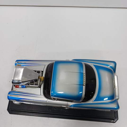 Muscle Machine 1958 Chevy Impala 1:64 Model Car image number 6