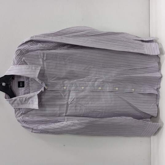 Boss Men's Regular Fit Long Sleeved Stripped Button Up Dress Shirt Size XL image number 1