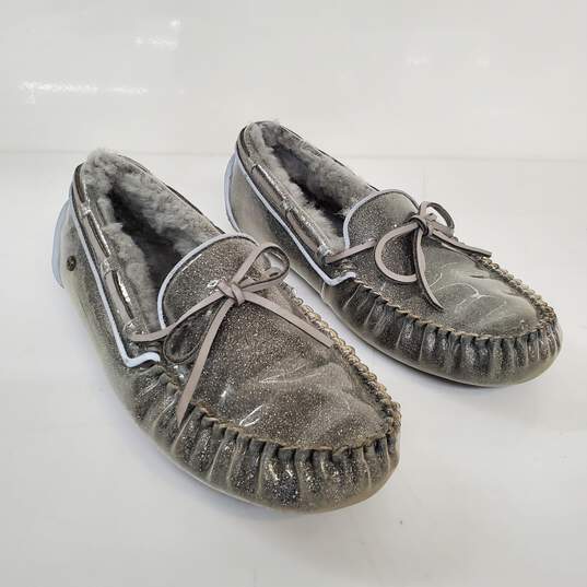 Ugg Silver Slippers Size 7 image number 1