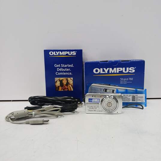 Olympus Stylus 760 & Accessories Set image number 1