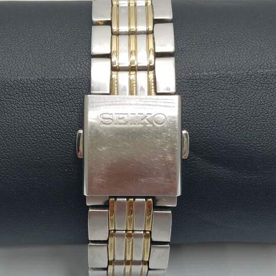 Seiko Solar V158 39mm Gold Tone Accent Date Watch 133.0g image number 5