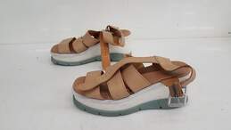 Sorel Joanie Sandals Size 6