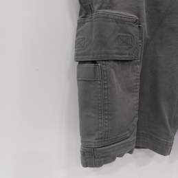 Duluth Trading Men's Gray Flex Fire Hose Relaxed Fit Cargo Shorts Size 36 alternative image