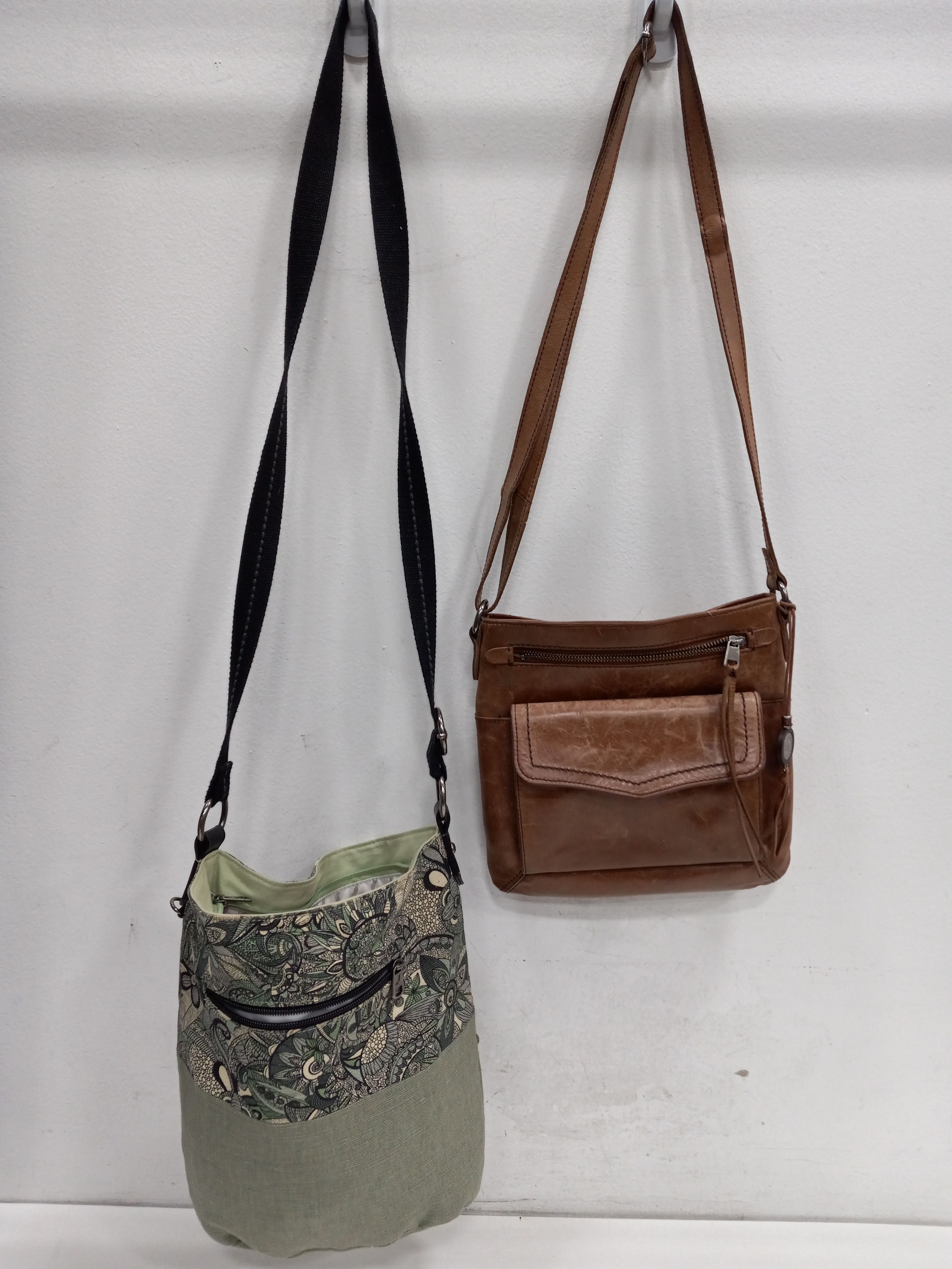 The SAK purse/ pochette, Women's Fashion, Bags & Wallets, Shoulder Bags on  Carousell