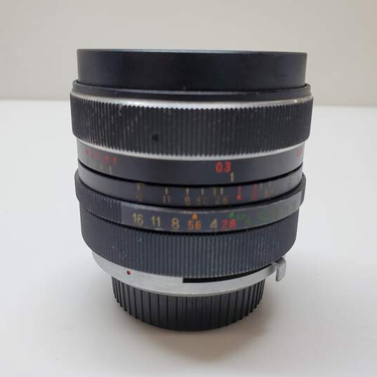 Vivitar Wide Angle 28mm Diameter Camera Lens Untested For Parts/Repair image number 4