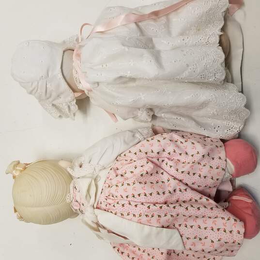 Bundle of 4 Precious Moments Porcelain Dolls image number 7