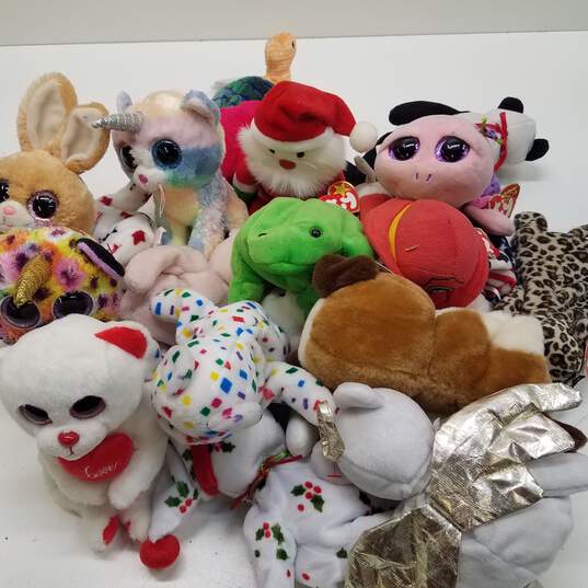 Lot of 20 Assorted TY Beanie Babies image number 1
