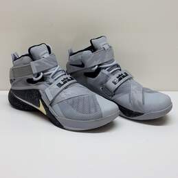 Nike Lebron Soldier 9 Size 12