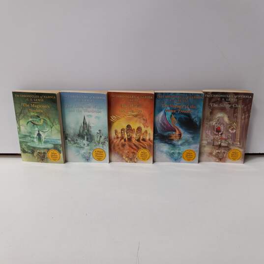 The Chronicles of Narnia 1,2,3,5, & 6 Paperback Books image number 1