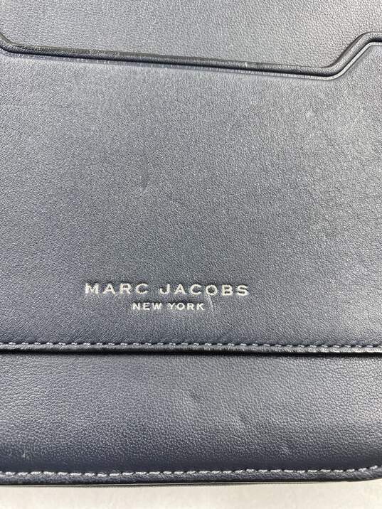 Marc Jacobs Blue Handbag image number 2