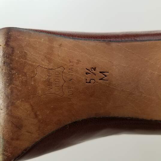 Yves Saint Laurent Women's Brown Leather Cap Toe Pumps Size 5.5 image number 8