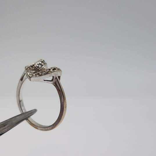 SZ 10k White Gold Heart Diamond Size 7 Ring 2.7g image number 2