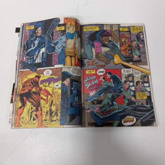 Bundle of Sixteen Assorted Marvel Comic Books image number 5