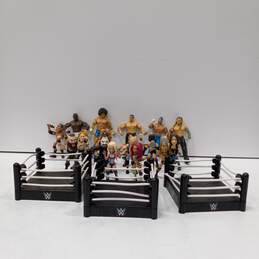 Bundle of Assorted WWE Wrestling Action Figures & Rings