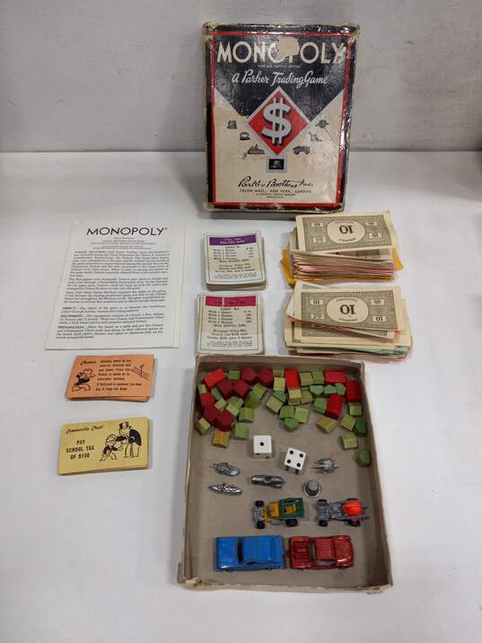 Vintage Monopoly A Parker Trading Game image number 1