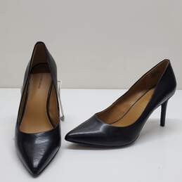 14TH & Union Womens Black Pump Pointed Toe Heeled Shoes Size 8W