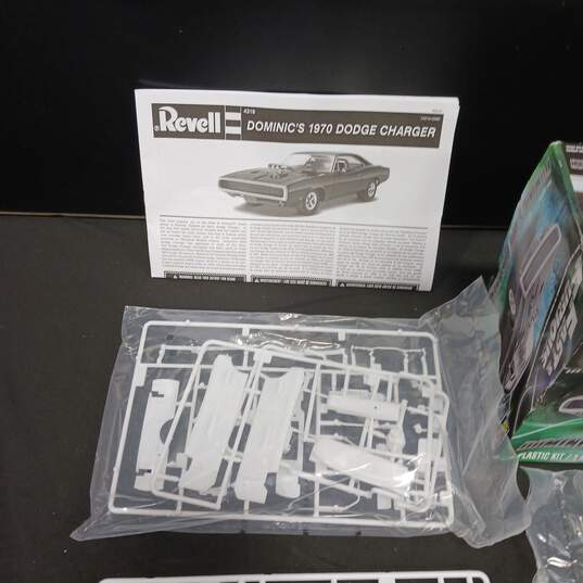 Revell Fast & Furious Dominic's 1970 Dodge Charger Model Kit image number 3