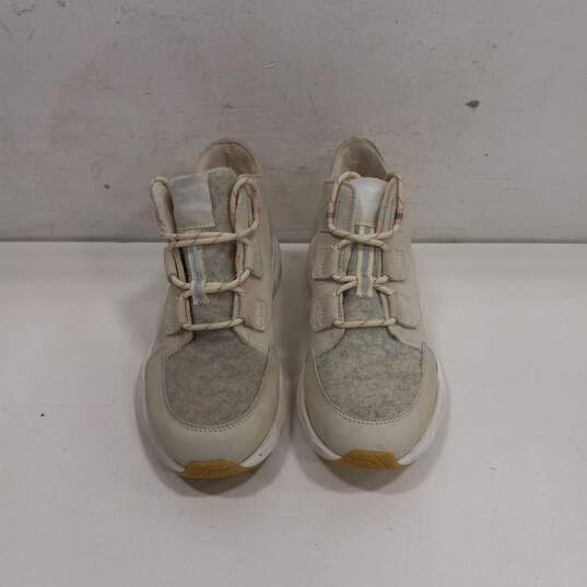 Men's Tan / Off White Sorel Shoes Size 8.5 image number 1