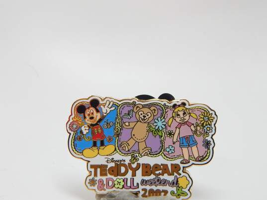 Collectible Disney Mickey Mouse Winnie the Pooh Variety Character Enamel Trading Pins & Buttons 130.5g image number 9