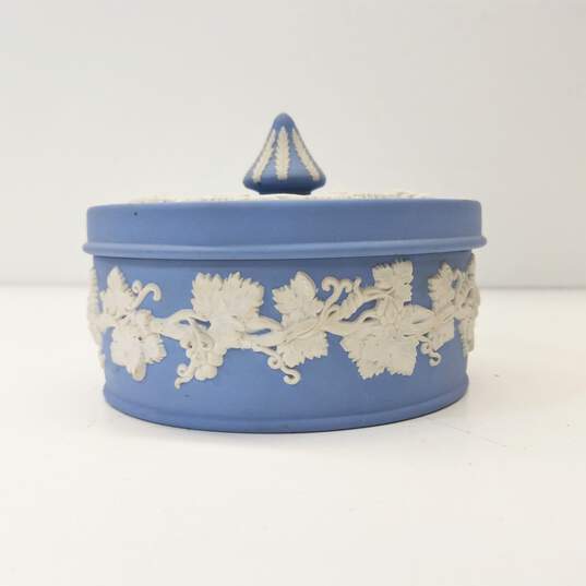 Wedgwood  Vintage Blue Jasperware Round  Trinket Box image number 3