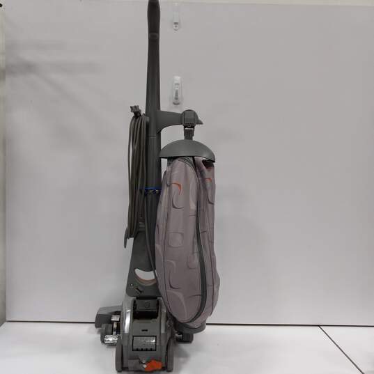 Kirby Avalir Sentria G10D Bagged Upright Vacuum Cleaner image number 4