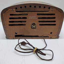 Vintage Zenith Model 6D2620 Wood Panel Radio For Parts/Repair alternative image