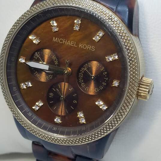 Michael Kors MK-5038 37mm Tortoise Design Analog Multi-Dial Watch 70.0g image number 3