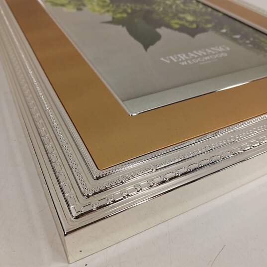 Vera Wang Wedgwood With Love Gold Photo Frame IOB image number 4