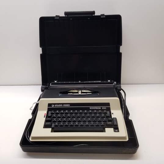 Silver-Reed Sovereign 850 Electric Typewriter-SOLD AS IS, FOR PARTS OR REPAIR image number 1