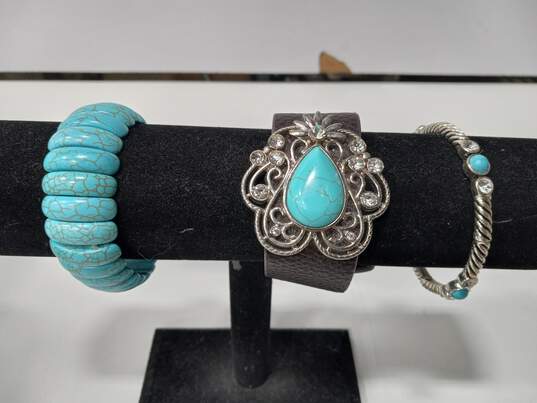 6pc Turquoise Styled Jewelry Bundle image number 4