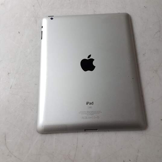 Apple iPad 3rd Gen (Wi-Fi Only) Model A1416 Storage 16GB image number 3