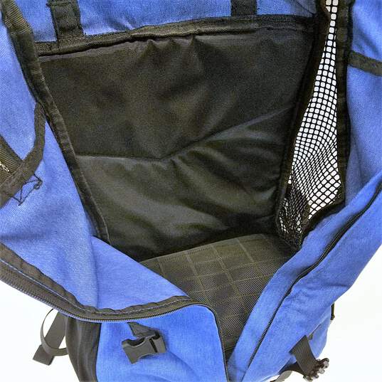Pro Plums Paradise Blue Pet Backpack image number 7