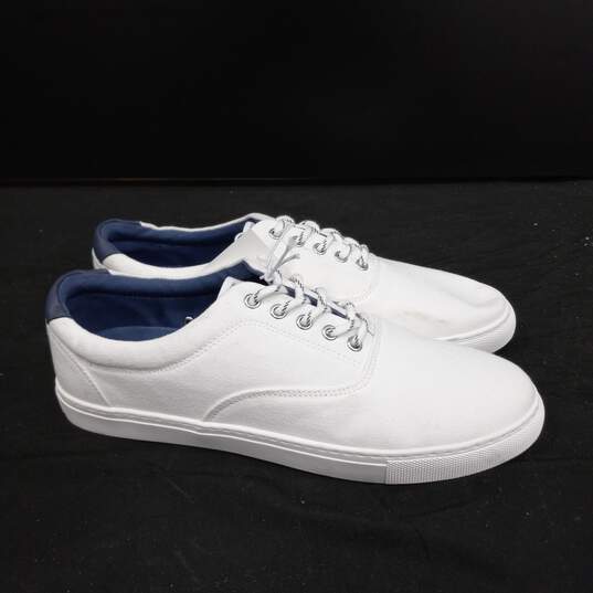 J. Crew Men's White Canvas Sneakers Size 11H-M - NWT image number 4