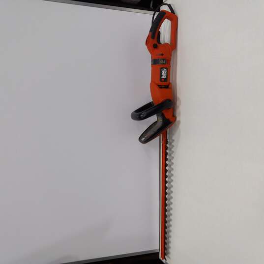 Corded Electric Hedge Trimmers image number 1