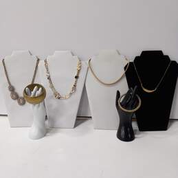 6pc Bundle of Assorted Gold Tone Costume Jewelry