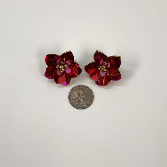 Designer Kate Spade Gold-Tone Pink Flower Fashionable Clip-On Stud Earrings image number 3