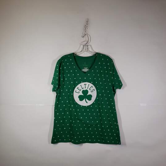 Womens All Over Print Boston Celtics Short Sleeve V-Neck NBA T-Shirt Size 2XL image number 1