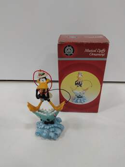 Loony Toons Musical Daffy Ornament