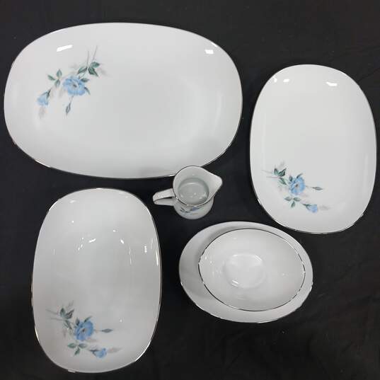Set of 5 Assorted Noritake Sylvia 6603 Floral Dishes image number 2