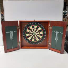 Steel Tip Double Sided Dart Board in Wooden Case alternative image