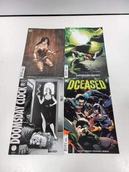 Bundle of 12 DC Comics alternative image