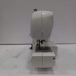 Brother Computerized Sewing Machine Model BC-1000 alternative image