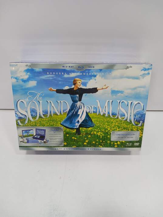 The Sound Of Music DVD/Blu-Ray Box Set image number 1